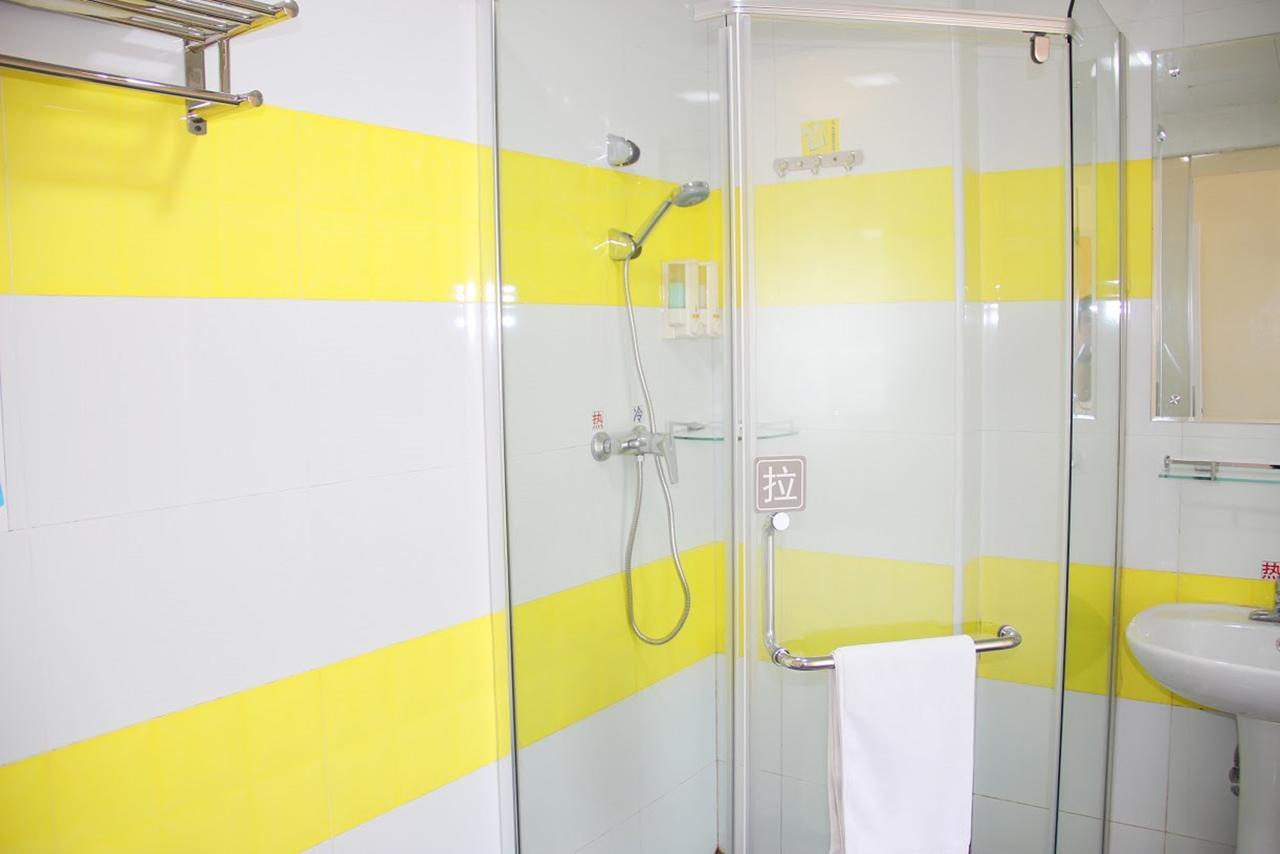 7Days Inn Yunfu Luoding Central Extérieur photo
