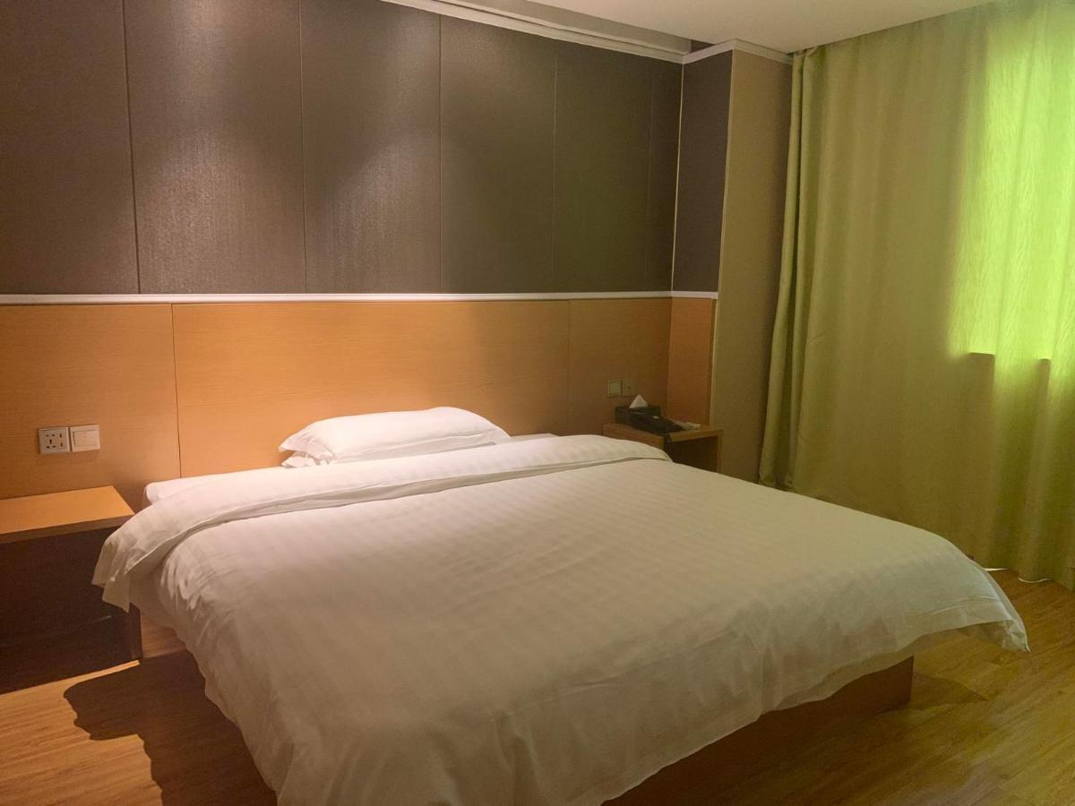 7Days Inn Yunfu Luoding Central Extérieur photo